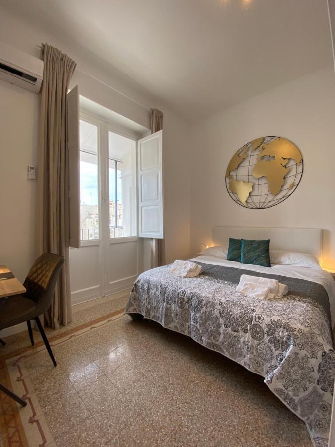 Cavour 221 - Central Station Hotel Bari Ngoại thất bức ảnh